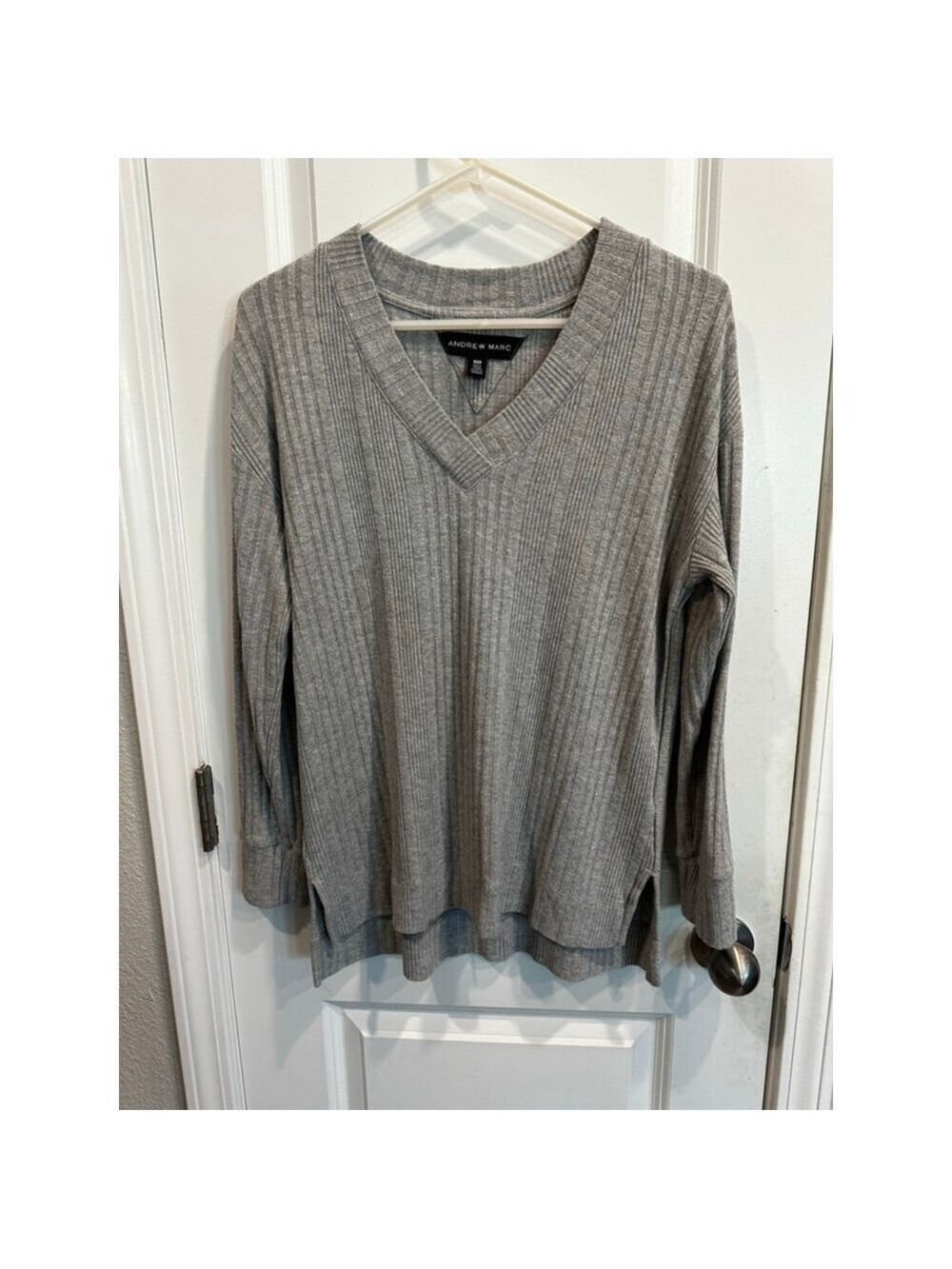 Andrew Marc Gray Ribbed V-Neck Sweater S